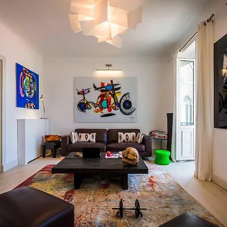 Apartment Les Halles Keyweek Arty In The Heart Of By The Markets Biarritz